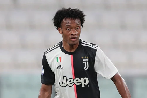 Hậu vệ phải: Juan Cuadrado (Juventus).