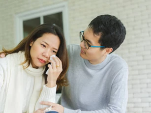 Đưa bạn gái về ra mắt mà mẹ tôi đùng đùng phản đối với lý do "ngã ngửa"