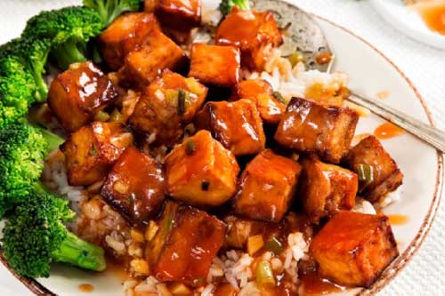 Làm đậu phụ sốt cay kiểu Thái vừa nhanh lại ngon "xoắn lưỡi"