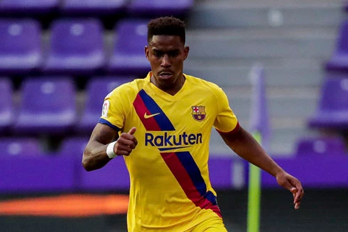 Hậu vệ: Junior Firpo (Barcelona).