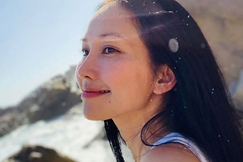 Kim Hiền bình tâm sau 49 ngày mẹ mất