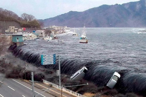 Sóng thần xảy ra ở Nhật Bản năm 2011.