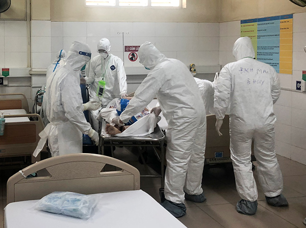 Nhiều bệnh nhân có kết quả xét nghiệm âm tính với virus SARS-CoV-2 lần 1