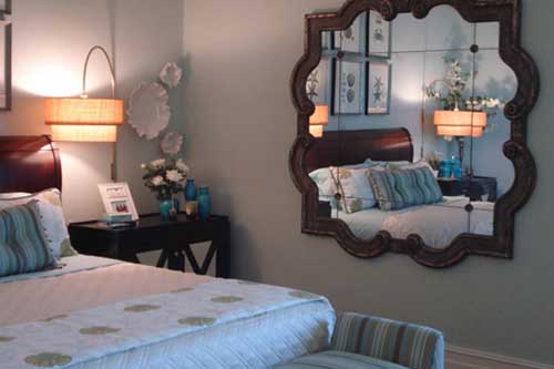 Nếu nhà bạn đang đặt gương kiều này, hãy gỡ ngay kẻo rước họa vào thân