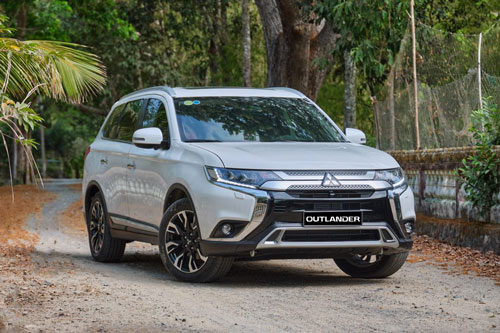 Bảng giá xe Mitsubishi tháng 8/2020: Đồng loạt giảm giá, thêm 2 sản phẩm mới