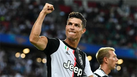 Ronaldo lọt Top 3 chân sút hiệu quả nhất năm 2020, Messi bật khỏi Top 10