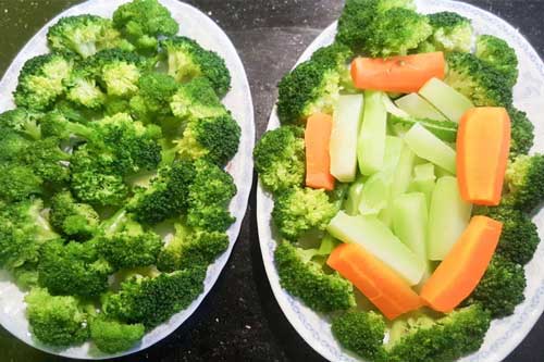 Luộc súp lơ đừng vội thả ngay vào nồi, cứ cho thứ này vào đảm bảo vừa ngọt vừa giòn, gấp đôi chất bổ