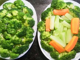 Luộc súp lơ đừng vội thả ngay vào nồi, cứ cho thứ này vào đảm bảo vừa ngọt vừa giòn, gấp đôi chất bổ