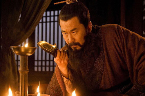 Hạ sát Trần Cung, vì sao Tào Tháo phải tha chết và hậu đãi cho gia quyến của nhân vật này?