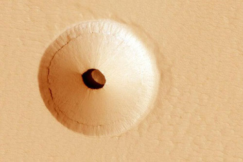 Người ngoài hành tinh cư ngụ trong các ống dung nham trên sao Hoả?