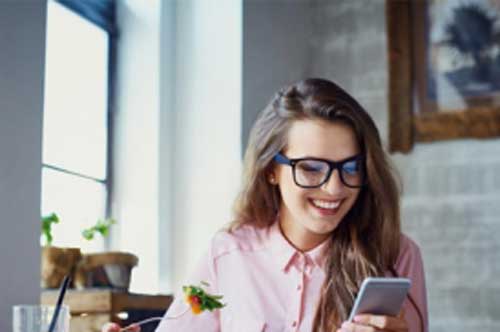 Ăn trưa mắc phải 4 sai lầm này khiến bạn béo bụng, nhất là điều thứ 3