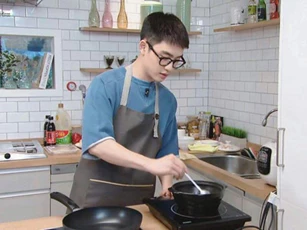 Top 5 nam idol Kpop gen 3 xứng danh 'chàng rể quốc dân': Đã điển trai, tài năng lại nấu ăn ngon