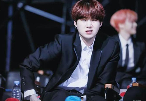 Những gương mặt luôn 'hờn cả thế giới', gây khó chịu nhất các nhóm nhạc Gen3