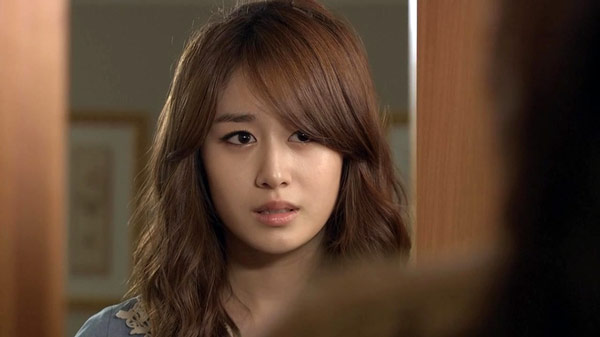 Chuẩn bị kết hôn, tôi chết lặng khi phát hiện ra bạn trai đang lo đám cưới với tình cũ