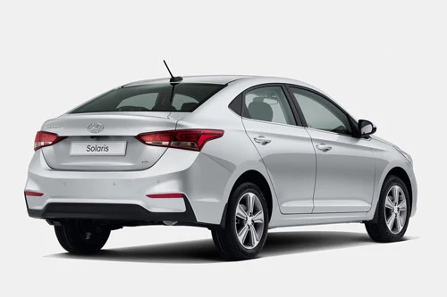 7. Hyundai Solaris - tên gọi khác của Hyundai Accent (doanh số: 4.074 chiếc).