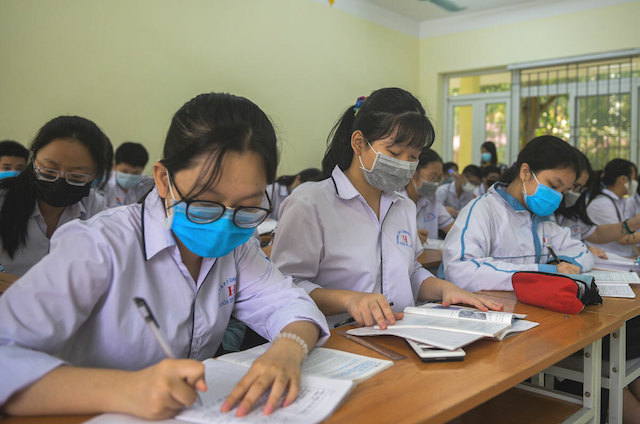 Học sinh TP.HCM phải đeo khẩu trang khi thi tốt nghiệm THPT