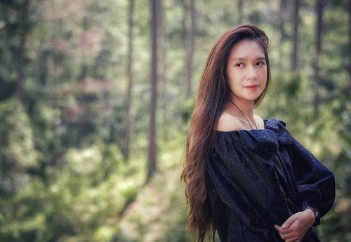 Đi nghỉ dưỡng cùng gia đình, nhan sắc của 'gái bốn con' Minh Hà khiến nhiều người trầm trồ