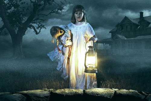 ‘Lạnh gáy’ trước những con búp bê bị ma ám, tự biết cử động