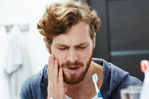 Những mẹo nhỏ giúp giảm đau răng tại nhà