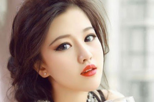 Đây là gương mặt hoàn hảo nhất hành tinh khiến ‘hội chị em’ ai cũng mơ ước có được