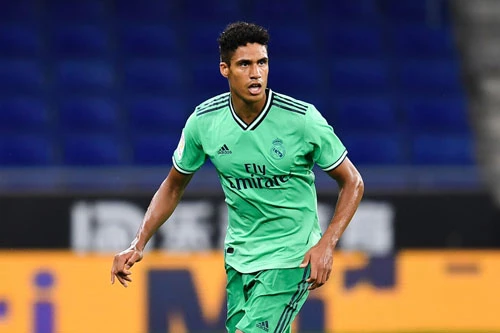 Trung vệ: Raphael Varane (Real Madrid).