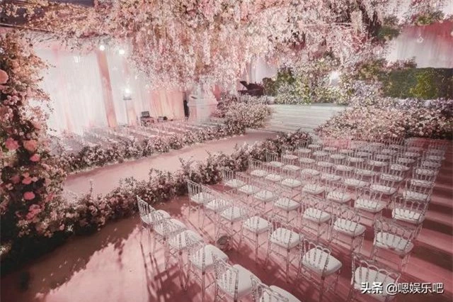 6 đám cưới ngập trong biển hoa bạc tỷ của showbiz Hoa ngữ - Ảnh 12