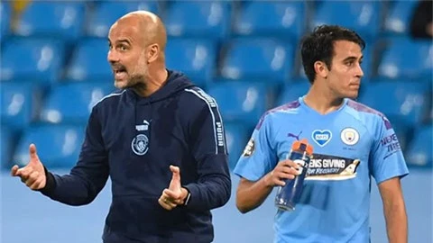 Man City ra giá bán Eric Garcia cho Barca