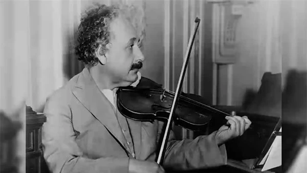 Albert Einstein và những bài học thú vị từ cuộc đời ông - ảnh 3