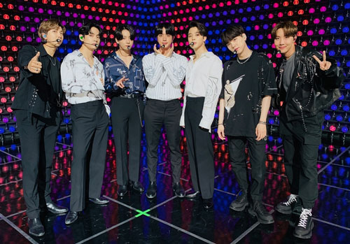 Top 10 nghệ sĩ Kpop được khán giả trên 50 tuổi yêu thích nhất