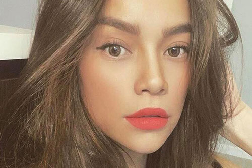 Hồ Ngọc Hà khoe ảnh tự chụp ngọt ngào và kiêu hãnh, chia sẻ phương pháp làm đẹp