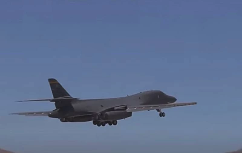 Máy bay ném bom chiến lược B-1B Lancer của Mỹ. Ảnh: Topwar.