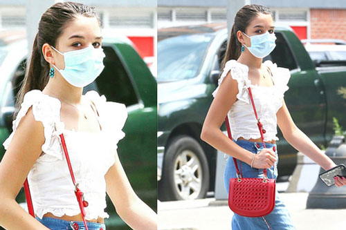 Suri Cruise như fashionista trên phố