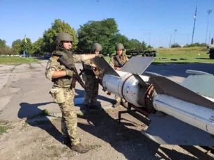 Ukraine "gọi tái ngũ" số lượng lớn tên lửa phòng không S-125