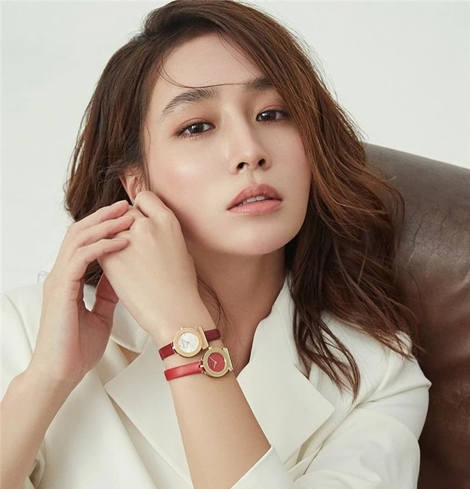 Lee Min Jung - nàng tiểu thư ngậm đắng nuốt cay vì chồng ngoại tình - Ảnh 6