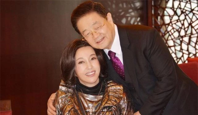 Lưu Hiểu Khánh và chồng đại gia.