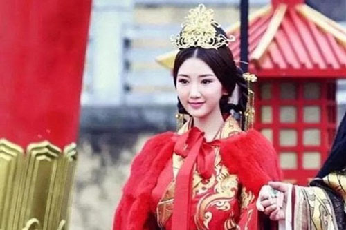 Nữ nhân 'mắc kẹt' cả đời ở chốn thâm cung: 6 tuổi nhập cung làm Hoàng hậu, 15 tuổi trở thành Thái hậu và trải qua 4 đời Hoàng đế