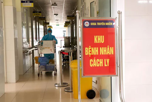 Thêm 5 ca mắc COVID-19, có 1 bệnh nhân ở Hà Nội