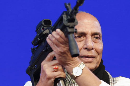 Ấn Độ cấm nhập khẩu 101 loại vũ khí