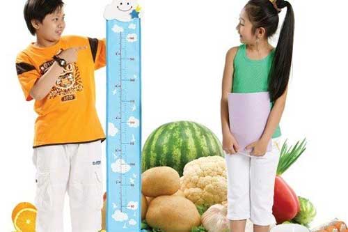 Chuyên gia mách mẹ 5 thực phẩm giúp con cao lớn cực nhanh