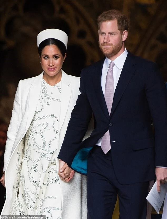 Chỉ đưa ra 1 lời khuyên trong mối quan hệ với Meghan Markle, bạn thân nhất của Harry bị hoàng tử nước Anh 