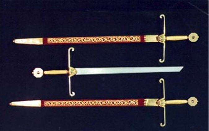 Thanh kiếm Sword of Mercy Thanh kiếm Sword of Mercy
