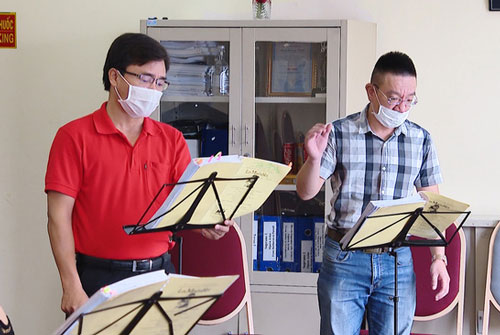 Các nghệ sĩ nỗ lực giải cứu sân khấu thoát khỏi khủng hoảng đại dịch