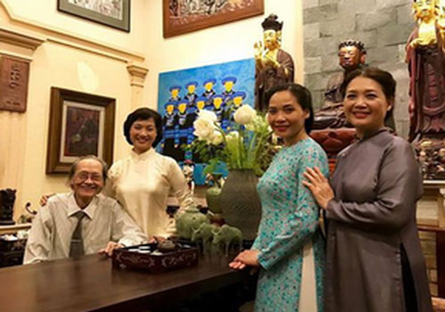 Trải lòng hiếm hoi về chuyện gia đình của NSND Lê Khanh