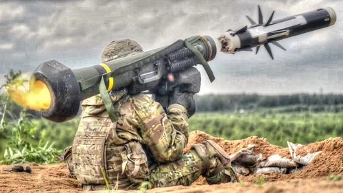 Tên lửa chống tăng có điều khiển FGM-148 Javelin do Mỹ sản xuất. Ảnh: TsAMTO.