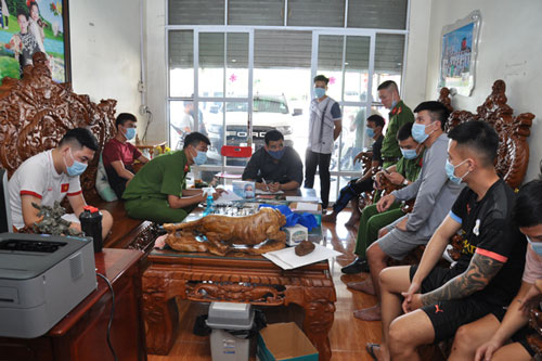 Công an tỉnh Hải Dương triệt phá đường dây cá độ bóng đá nghìn tỷ