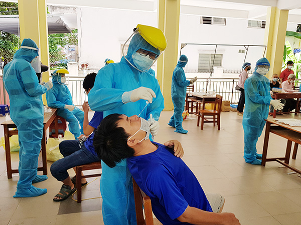 Đà Nẵng: Cung cấp kết quả xét nghiệm Covid-19 trong vòng 6 giờ, kể từ lúc nhận mẫu bệnh phẩm