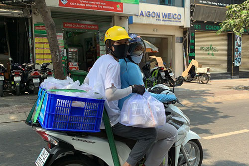 TP.HCM xử phạt hơn 800 trường hợp không đeo khẩu trang