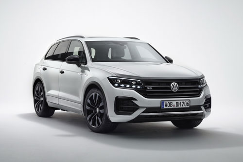 SUV động cơ V8, công suất 415 mã lực, giá hơn 2,8 tỷ đồng