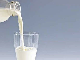 Uống sữa tuyệt đối không dùng chung với những thực phẩm này kẻo ngộ độc