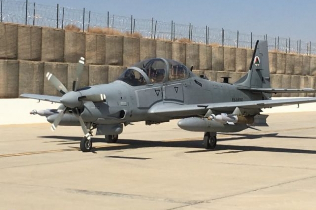 Ukraine bị chế giễu khi loại bỏ MiG-29 và Su-27 để dùng Super Tucano